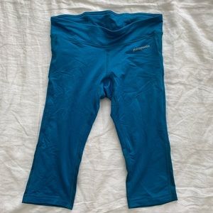Patagonia Velocity Running Capris Sz Small